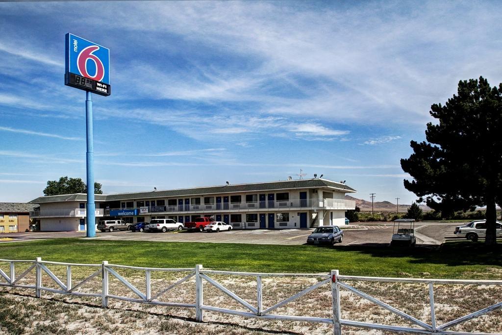 Motel 6 Уэллс Экстерьер фото